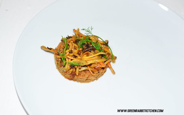 Vegan Chanterelle Mushroom Crostini 09